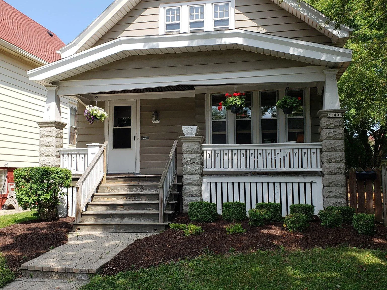 3140 S Adams Ave — Photo 2