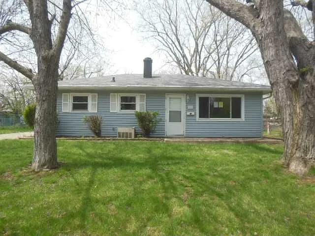 2820 Fredonia Rd photo 1