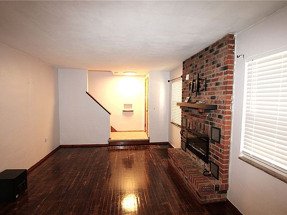 5th image of 163 Westfield Ave