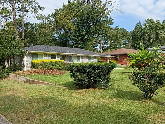 3rd image of 2105 Green Forrest Dr