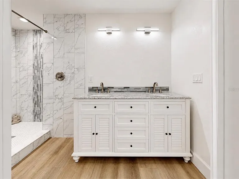 6513 Abaco Dr — Photo 34