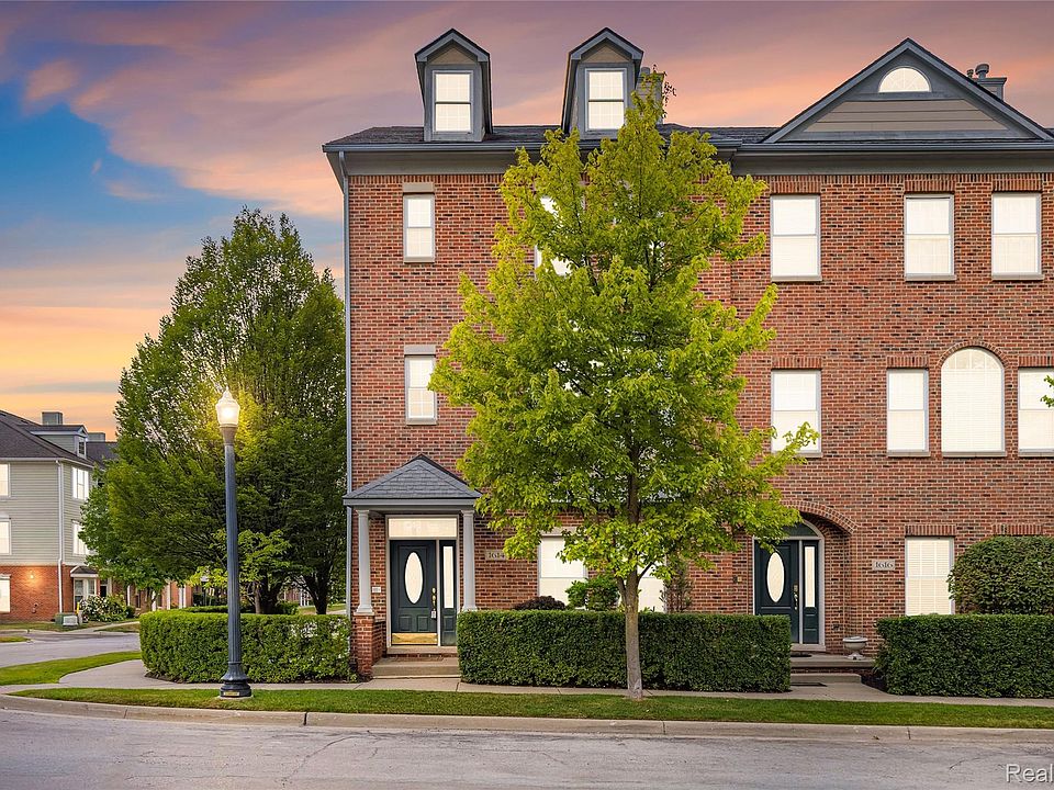 1st image of 1614 Town Commons Dr