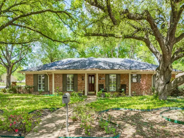 1612 Woodcrest Ave, Corsicana, TX 75110