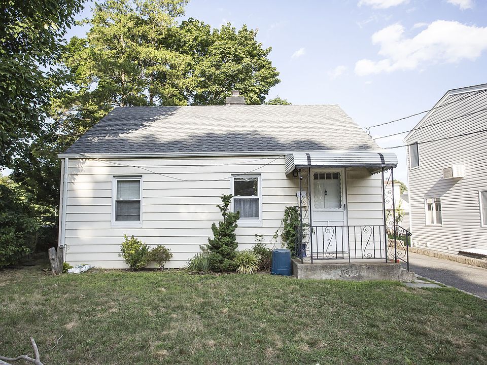 1st image of 60 Allen St