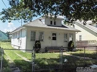 1st image of 161 Ellison Ave