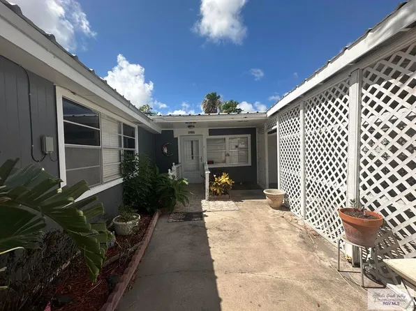 37541 Rio Loop Rd, Rio Hondo, TX 78583