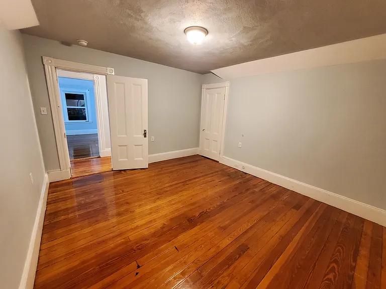 125 Devon St #3 — Photo 8
