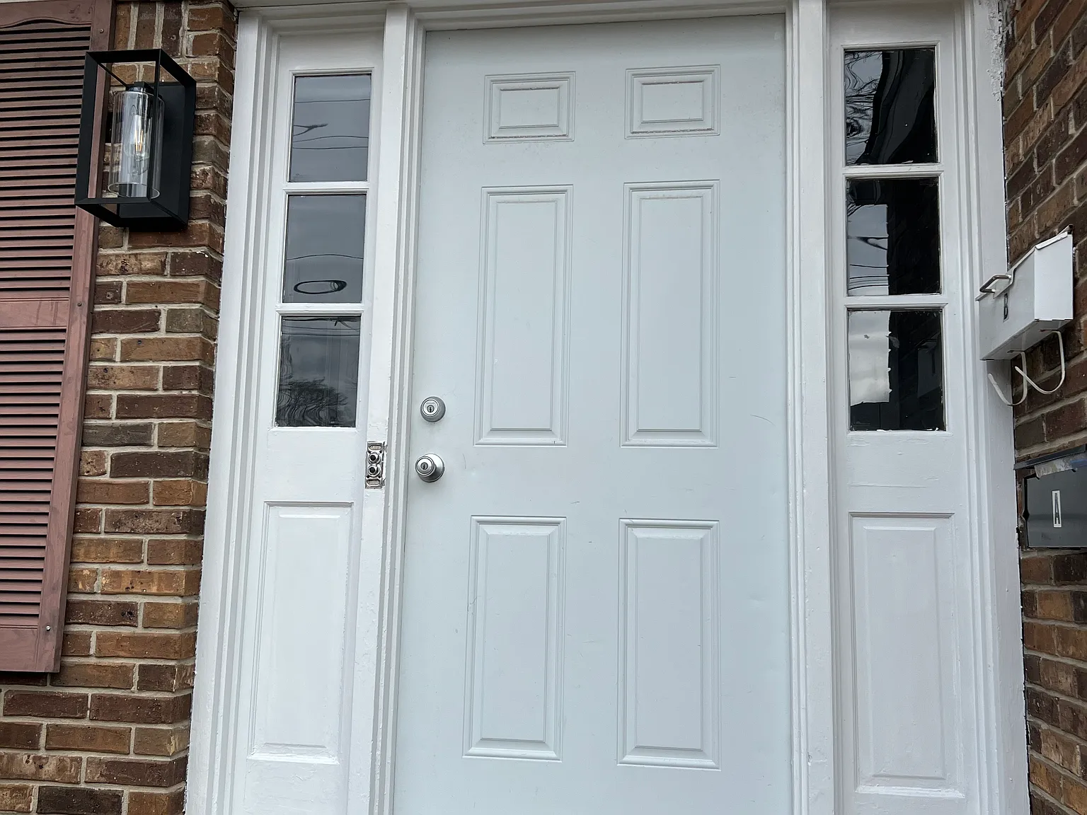 3 bed, $4,200 — Photo 2