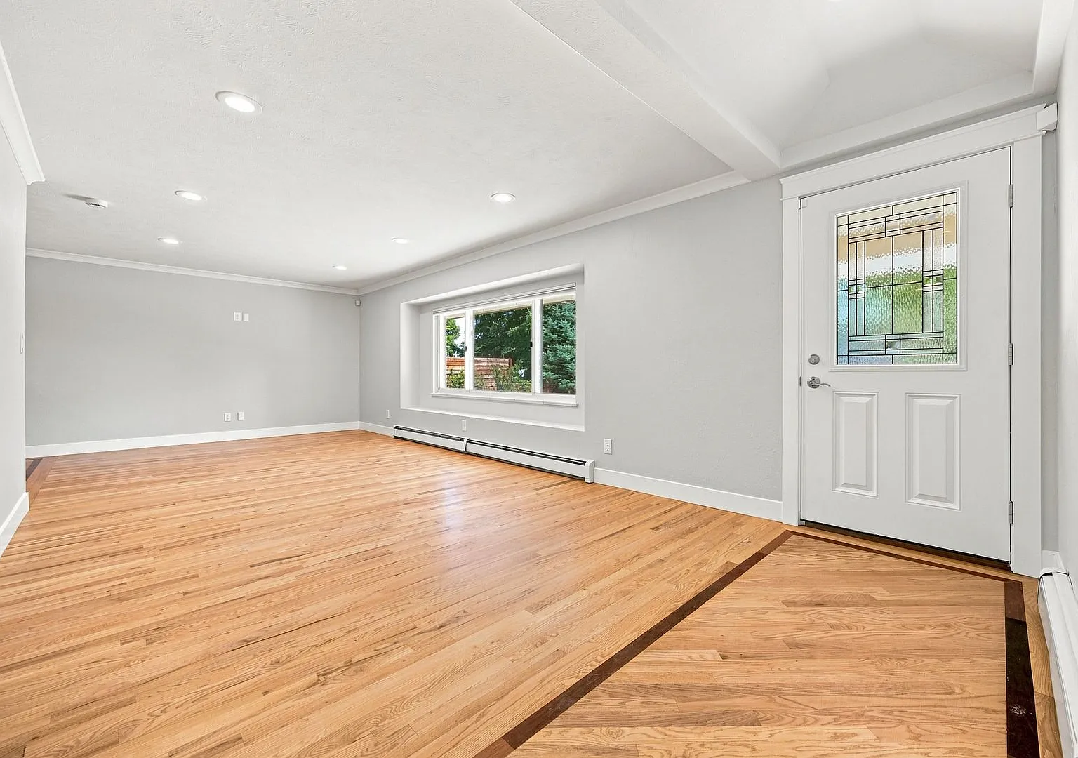 Charming 3-Bedroom Home in Lakewood, CO — Photo 4