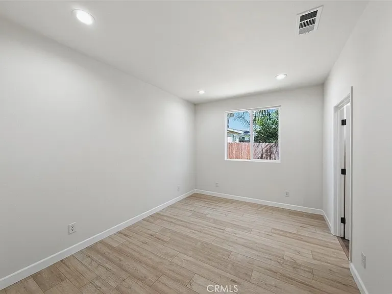 408 Almond Ave #1 — Photo 12