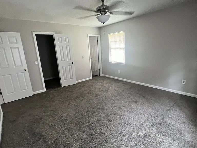 1103 Hickory St — Photo 29