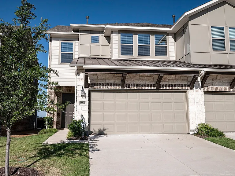 17769 Sage Ln — Photo 1