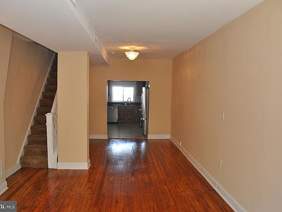 4th image of 414 S Newkirk St