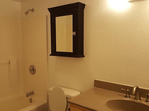 5th image of 4565 Cleveland Ave Unit 1
