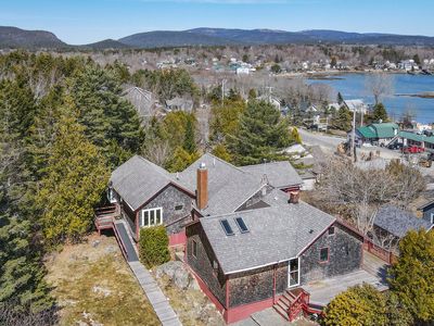 442 Main Street, Southwest Harbor, ME, 04679