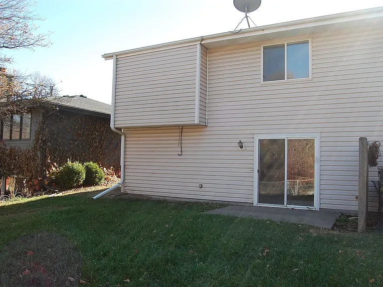 3724 Clover Circle — Photo 18