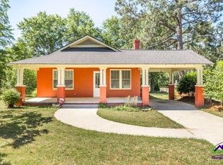 197 Commerce St, Hawkinsville, GA 31036