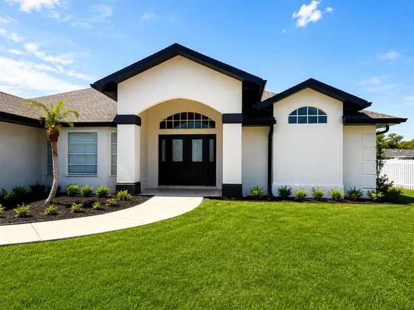 1310 Jefferson Dr, Englewood, FL 34224