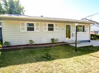 9205 W Swan Cir, Milwaukee, WI 53225