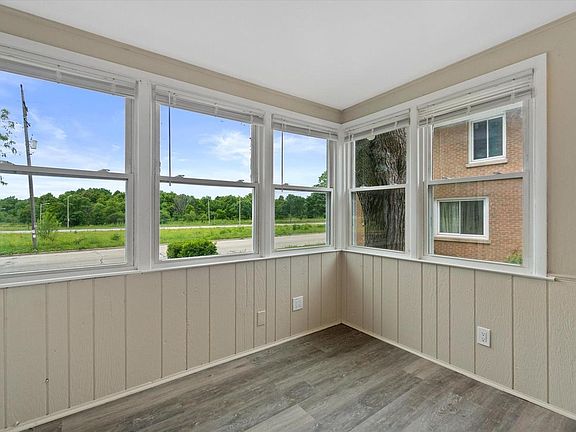 3rd image of 5676 N 43rd STREET