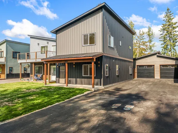 140 Carnelian Ave, Ponderay, ID 83852