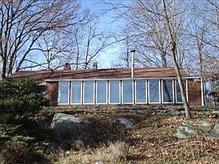 3rd image of 167 Tibet Dr