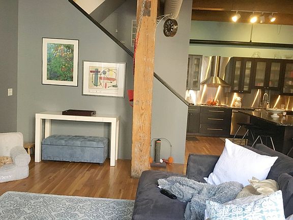 4th image of 1246 W Fullerton Ave #1P