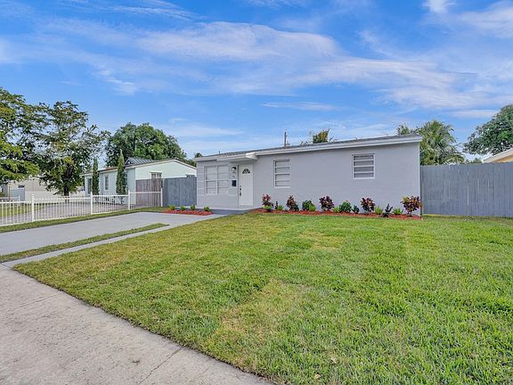 2nd image of 631 N 69th Terrace