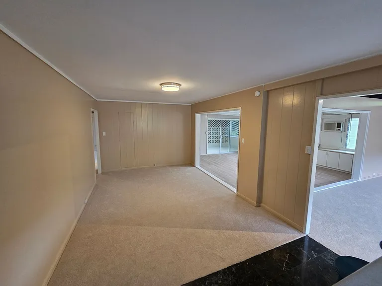 2719 Poelua St — Photo 4