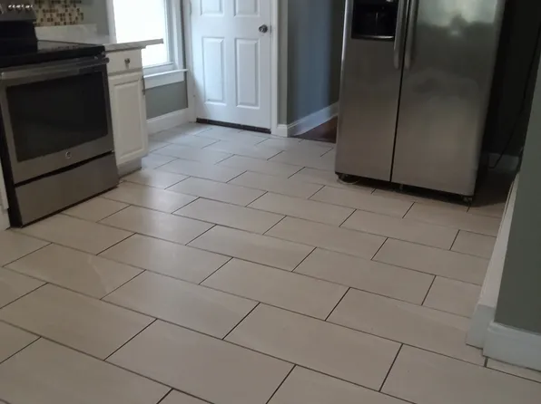 41 Sedgewick St #1F, Bridgeport, CT 06606