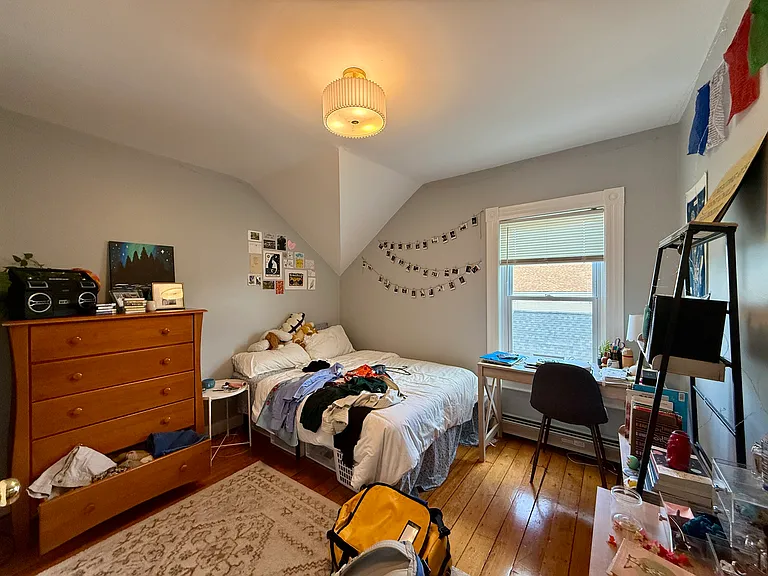 17 Amy St #3R — Photo 13
