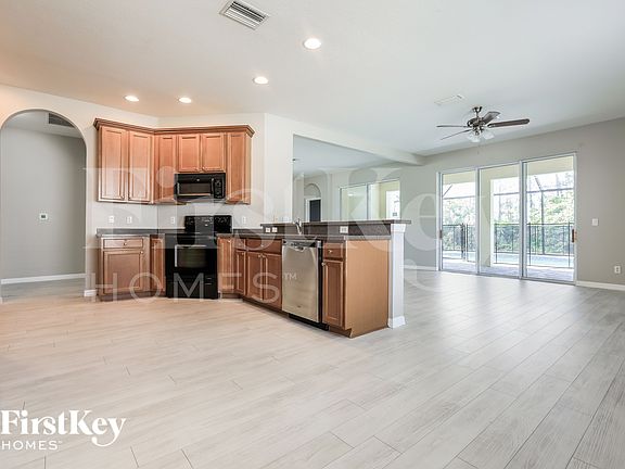 3rd image of 2553 Hobblebrush Dr