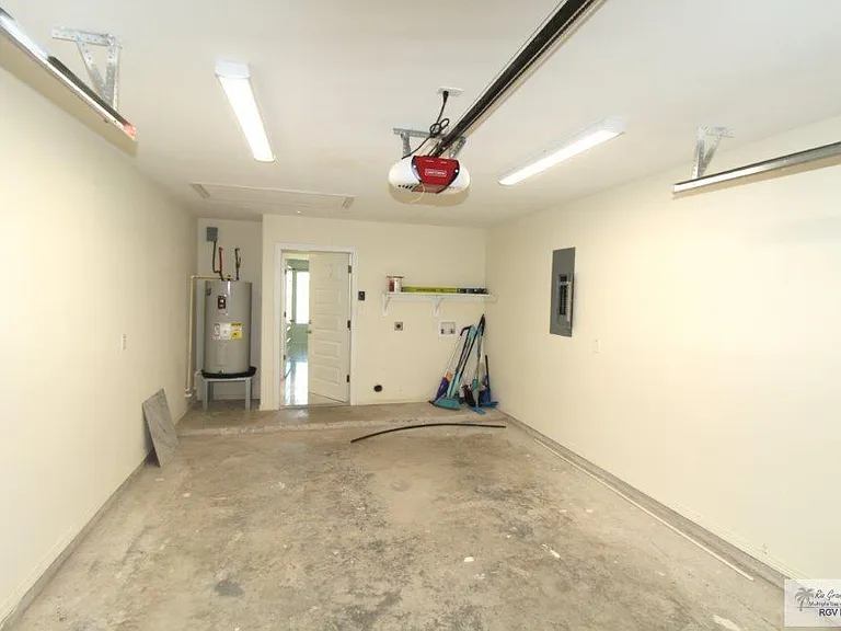 23329 Grapefruit Ave — Photo 27