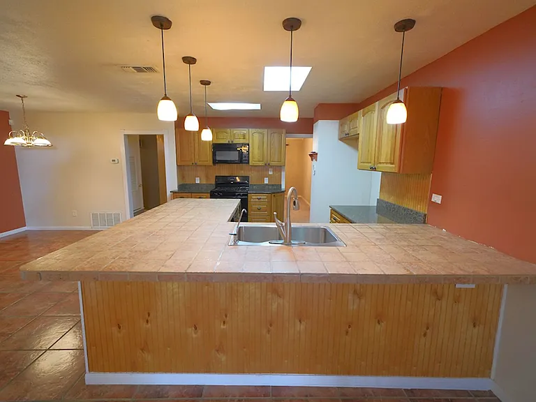 9802 La Rue St — Photo 18