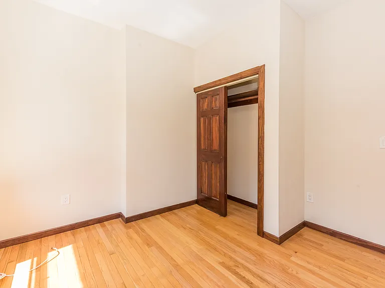 97 E 7th St #9 — Photo 4