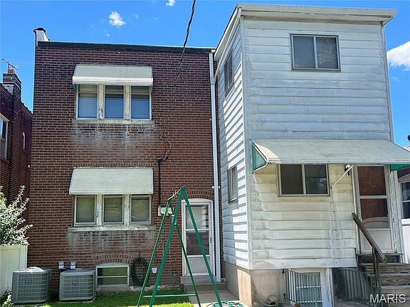 2nd image of 4629 Quincy St