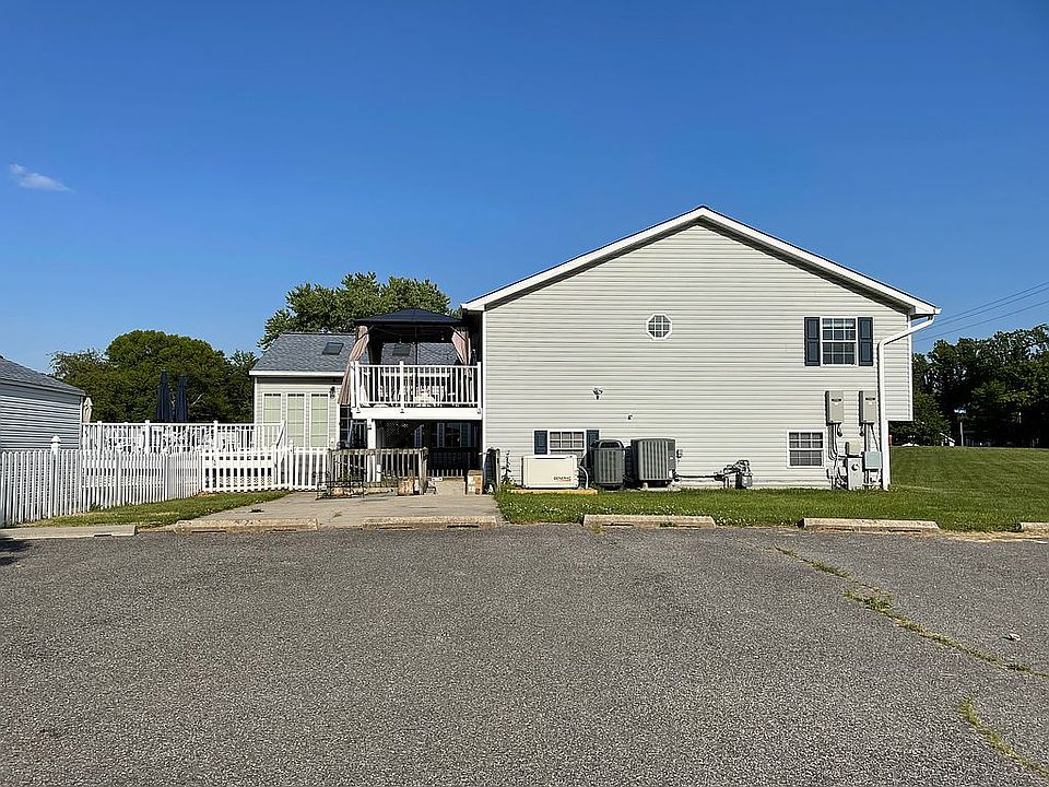 1st image of 6308 Buck Cavey Ln