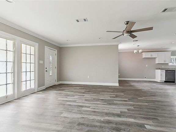3rd image of 4691 Galahad Dr