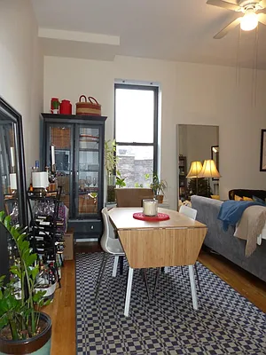 Rented by Immac Realty | media 4