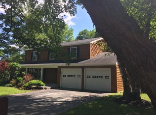 104 Old Powder Mill Rd, Fayetteville, NY 13066