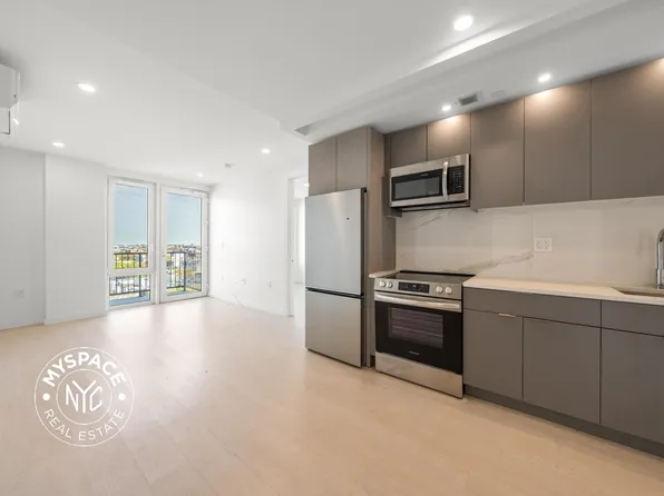 1499 Bedford Avenue image 2 of 35