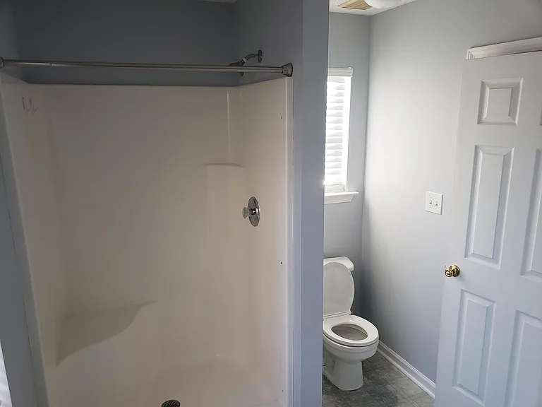 131 Cedarland Dr — Photo 11