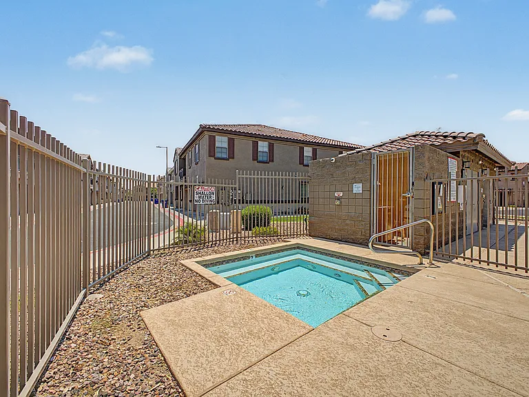 1250 S Rialto St #7 — Photo 18
