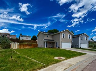 526 Kilkenny Cir, Gillette, WY 82716