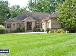 2870 Sleepy Hollow Dr, Green Bay, WI 54311