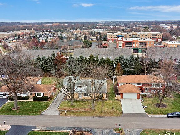 3rd image of 35 McDonald Ln