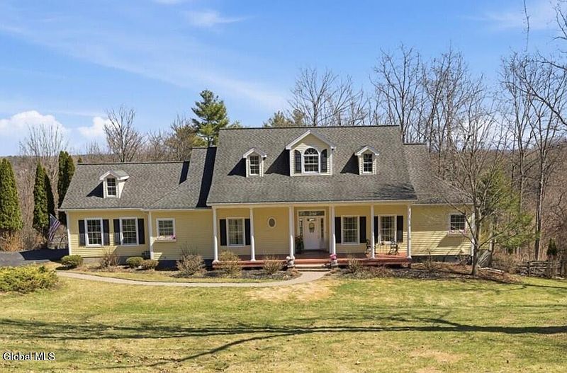 2nd image of 136 Wormer Road
