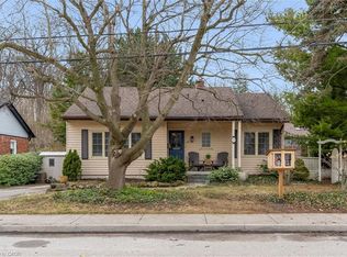 24 Central Park Ave, Hamilton, ON L9H 2M7