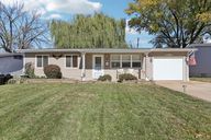 Huck Finn Dr-S0411-001.jpg