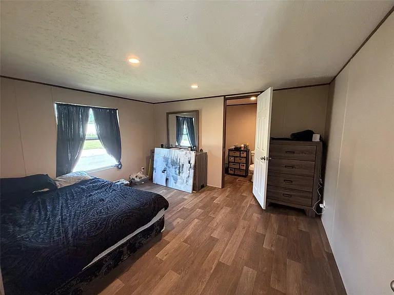 22745 Gabriel #50 — Photo 11